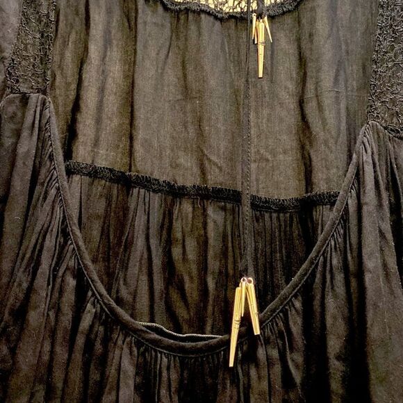 bless’ed are the meek Epiphany Dress in Black - Picture 9 of 10